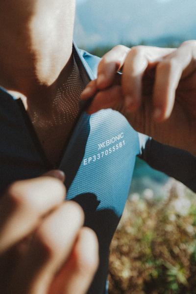 X-BIONIC Men CoreFusion Aero Jersey SH SL Mineral Blue XL Produktbild 10