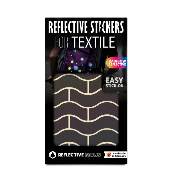 REFLECTIVE Berlin Textilsticker Waves &ndash; Black-Rainbow