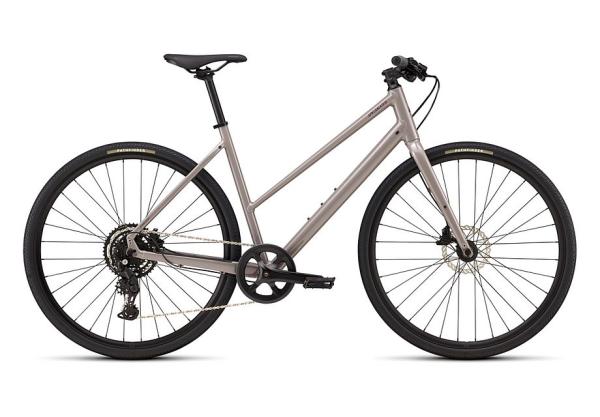 Specialized Sirrus X 2.0 Step-Through GLOSS DESERT METALLIC / BORDEAUX METALLIC FROST REFLECTIVE M