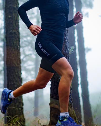 X-BIONIC WOMEN Invent 4.0 Running Shorts opal black/arctic white L Produktbild 2