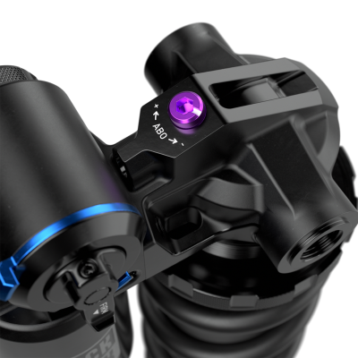 Rock Shox MY27 Rear Shock Vivid Coil Ultimate RC2T Trunnion 205x60 black Produktbild 2