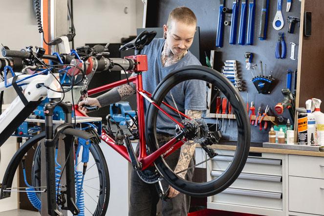  - Velothek AG B&uuml;tschwil